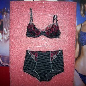 Vova bra and panty set